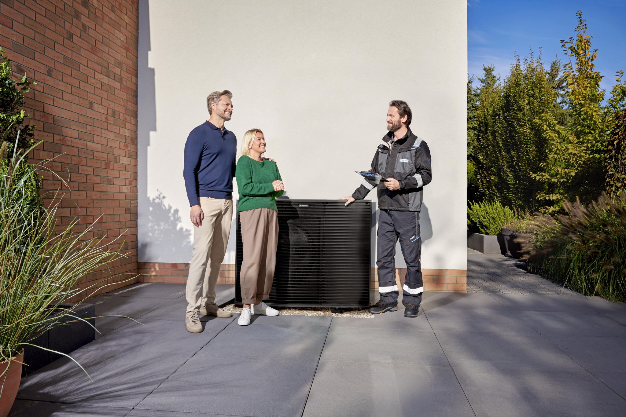 Jednostka zewnętrzna zainstalowanej pompy ciepła Daikin Altherma