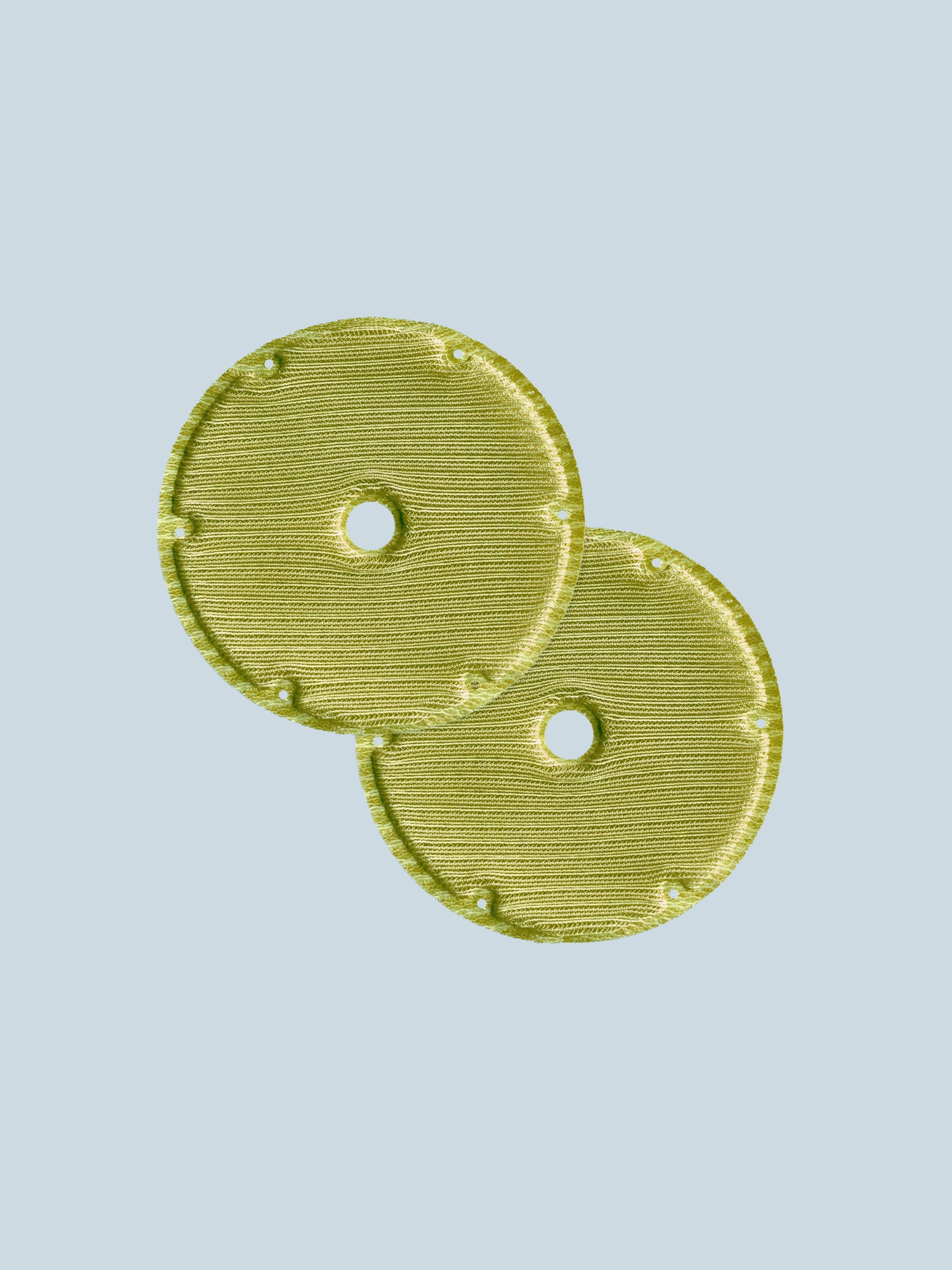 Filtr nawilżający, który dodaje wilgoci do suchego powietrza